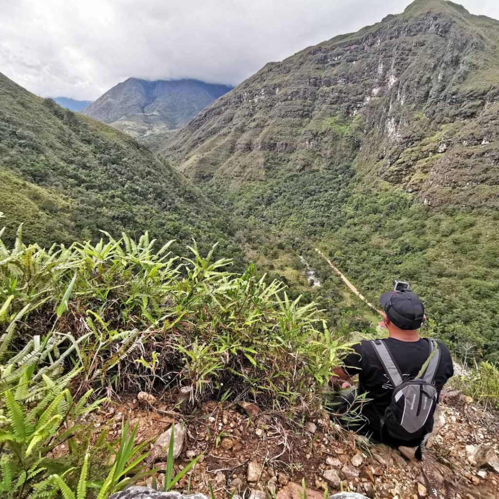 Cañon de la hondura Gámbita Santander tour trekking senderismo