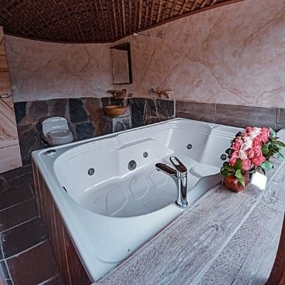 Plan Romántico Jacuzzi Privado