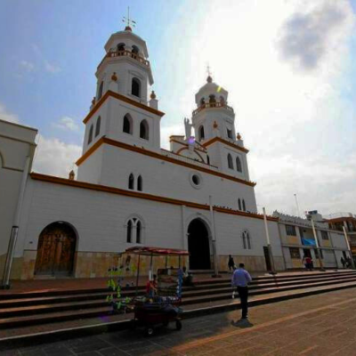 Recorrer la ciudad bonita_ El Satisimo Floridablanca, Bucaramanga y su área metropolitana